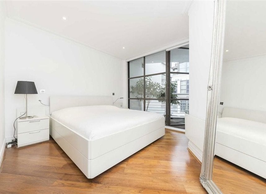 Flat Tavistock Street in City of Westminster