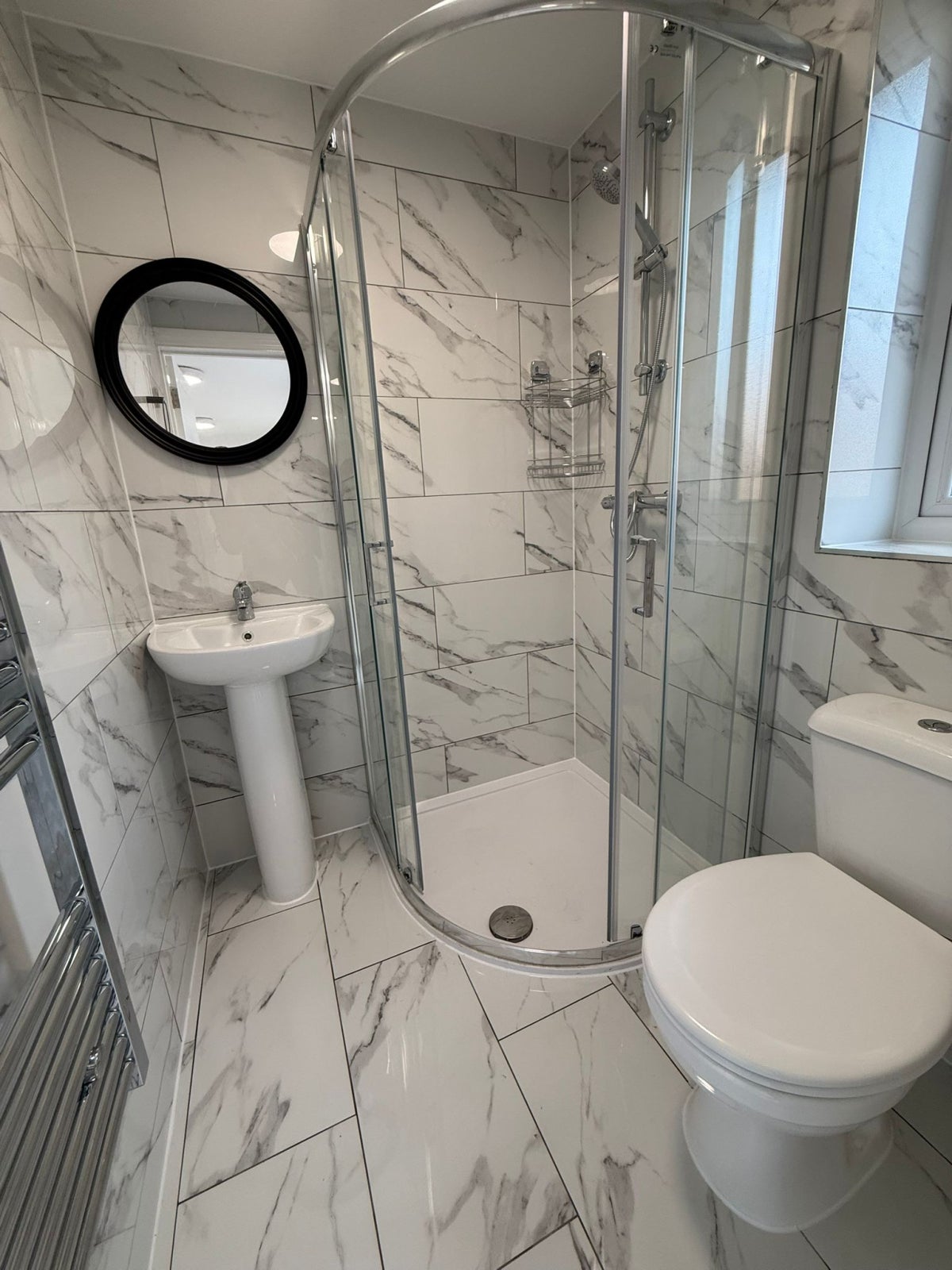 Flat Lexden Drive in Greater London