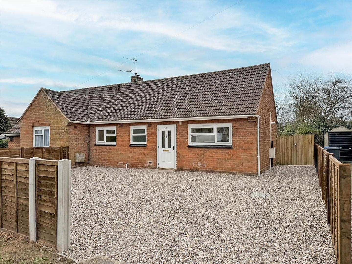 House Letchmere Close in South Staffordshire