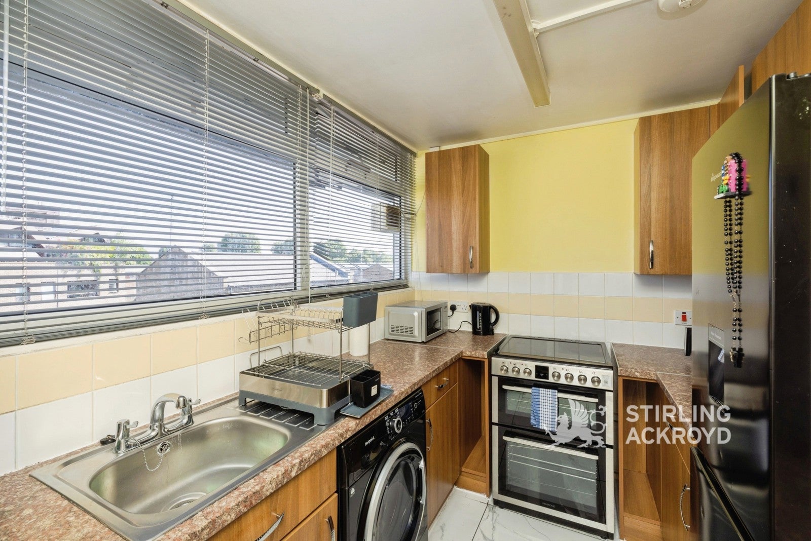 Flat Wadeson Street in Greater London
