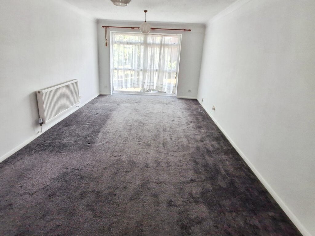 Flat Reynards Gate in Chelmsford