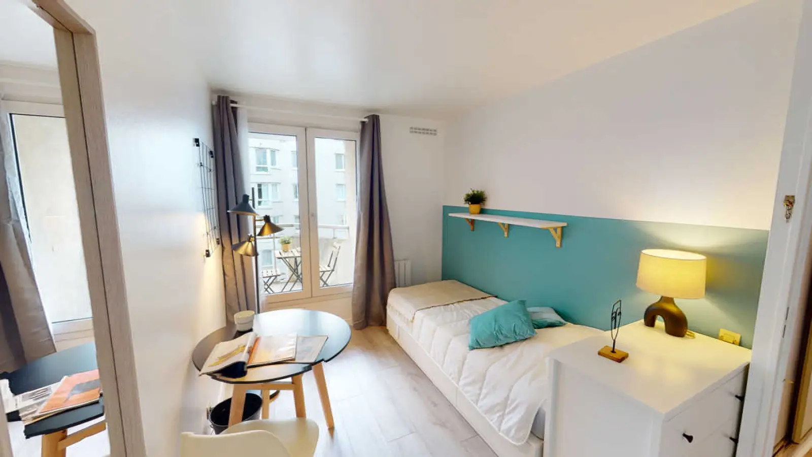 Chambre Place des Vosges à Courbevoie