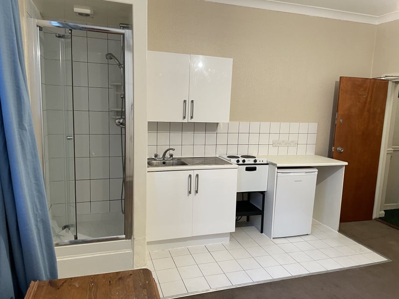 Room Denbigh Place in City of Westminster