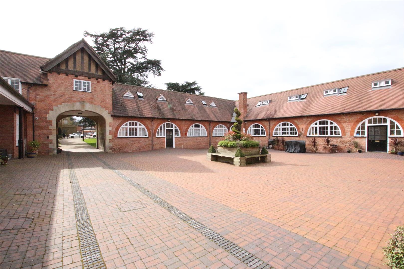 House Mandeville Close in Northampton