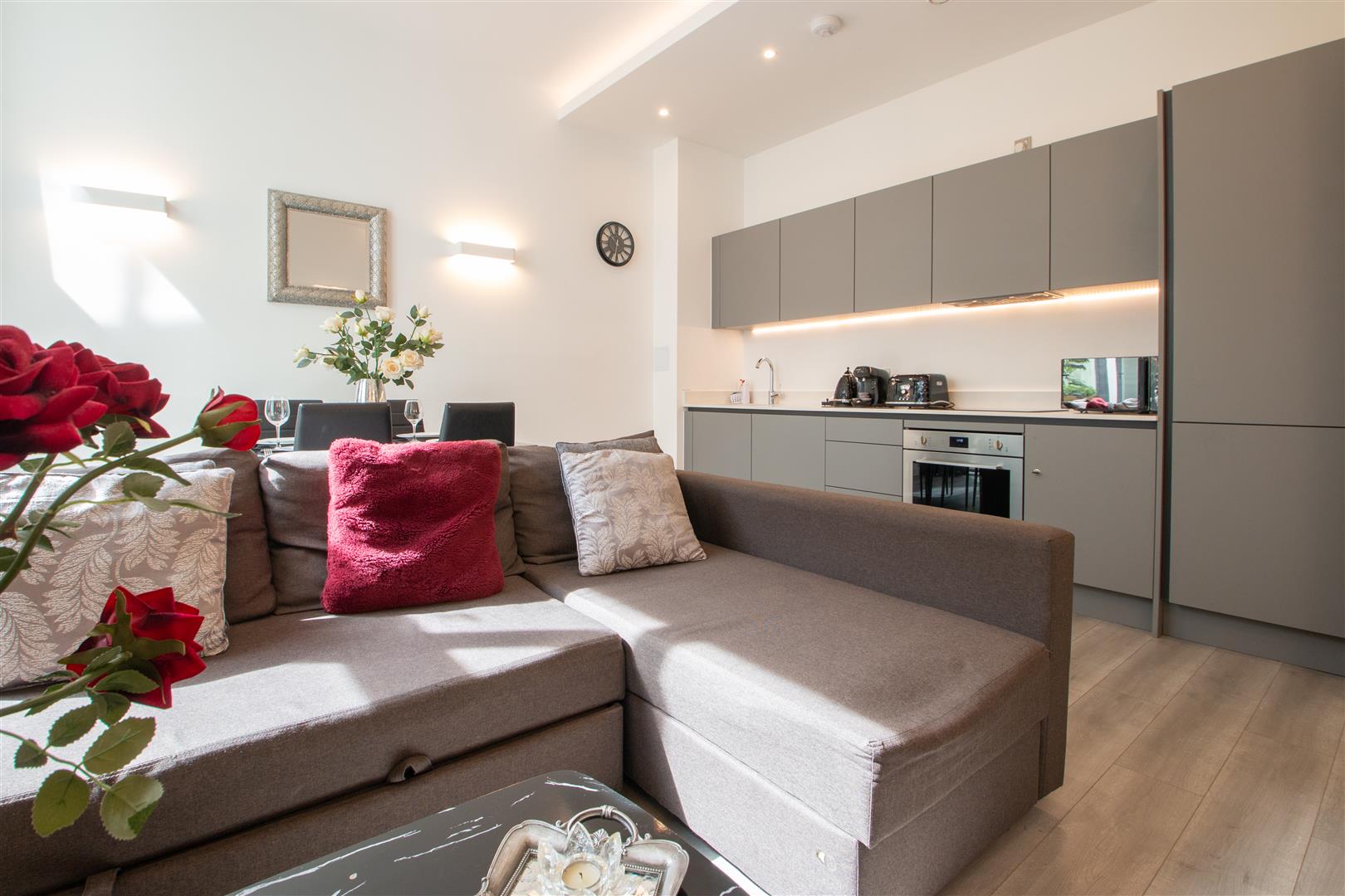 Flat Foxhunter Drive in Milton Keynes