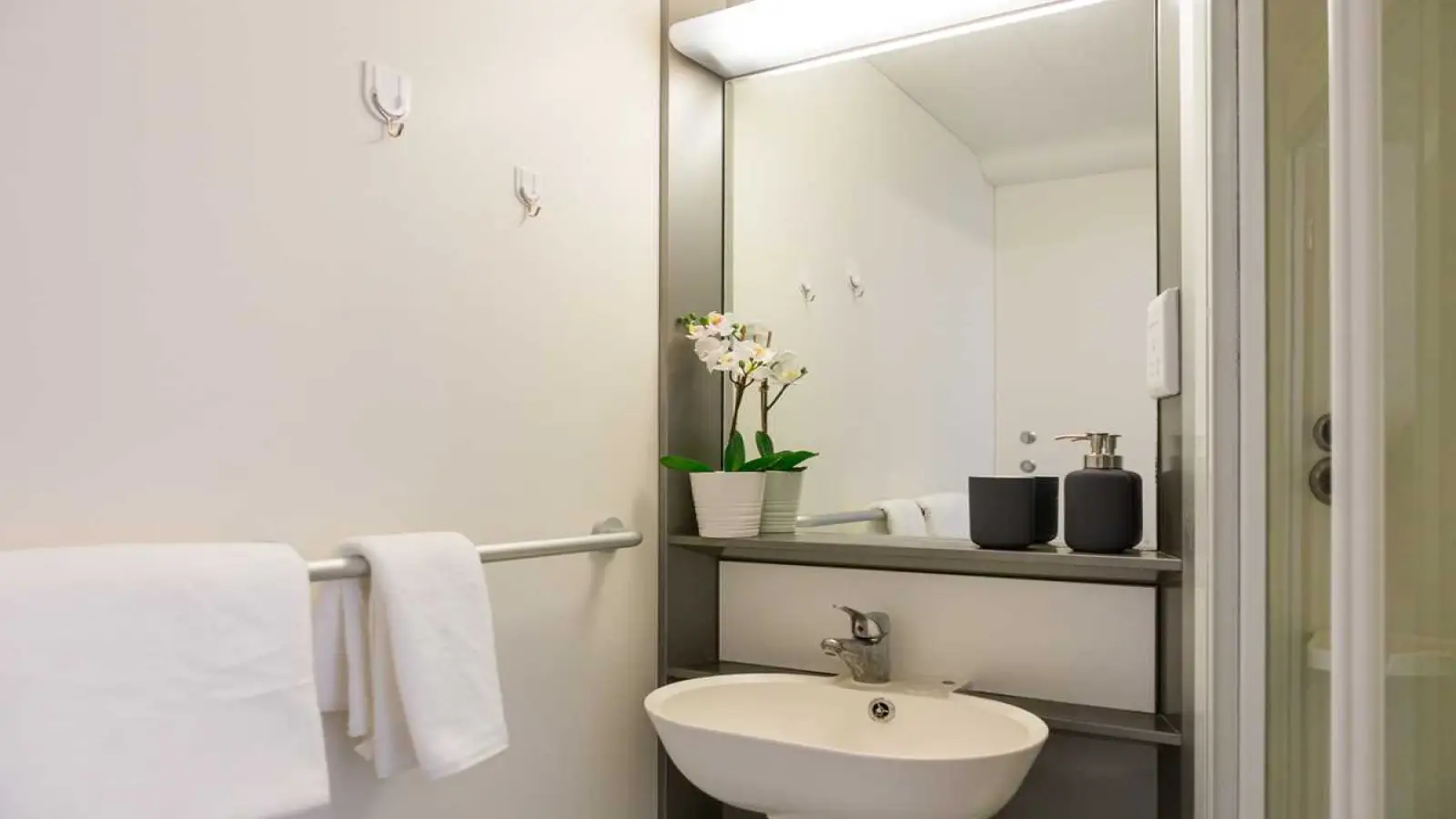 Room Yoke Close in Greater London