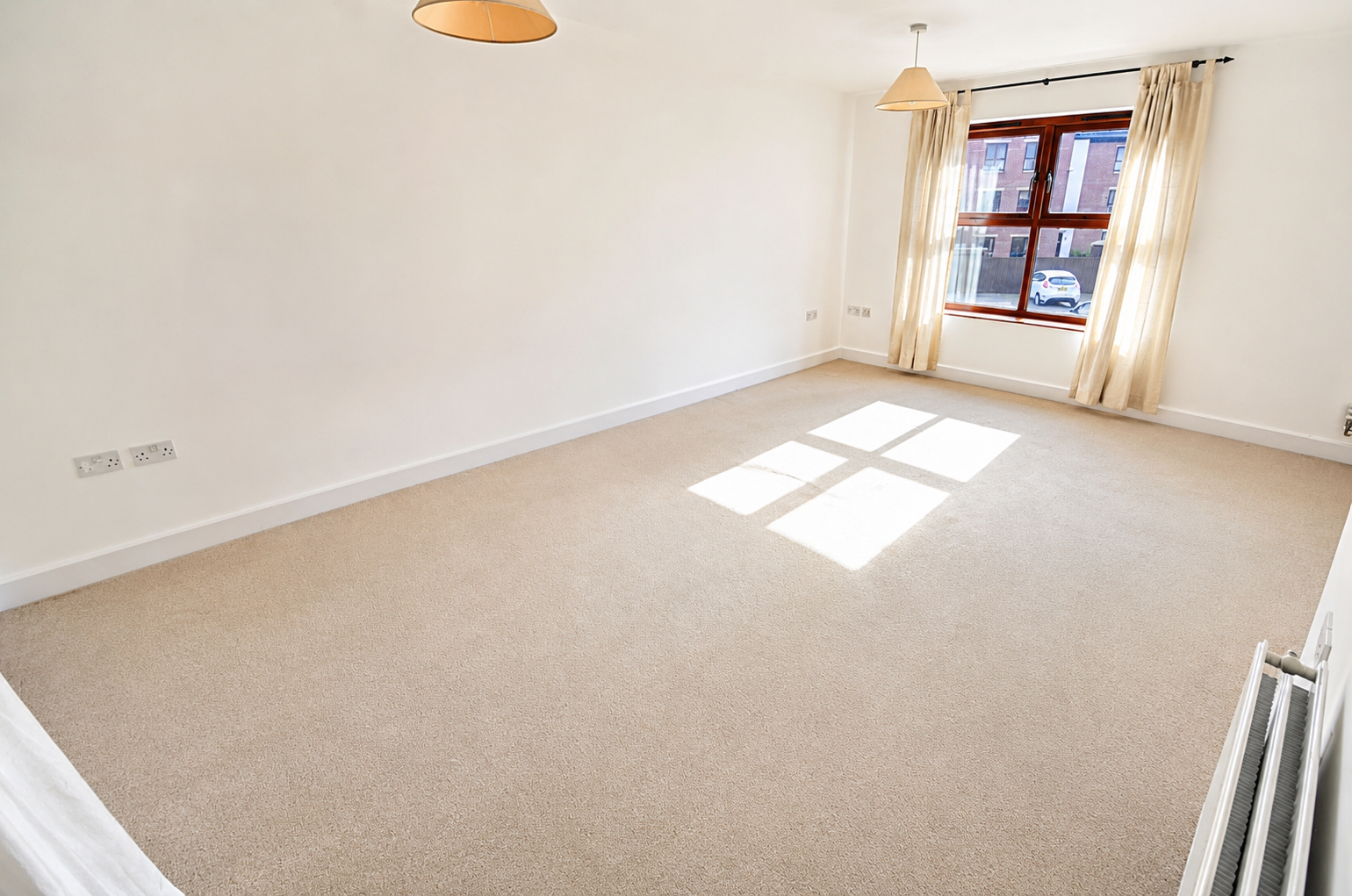 Flat Standside in Northampton