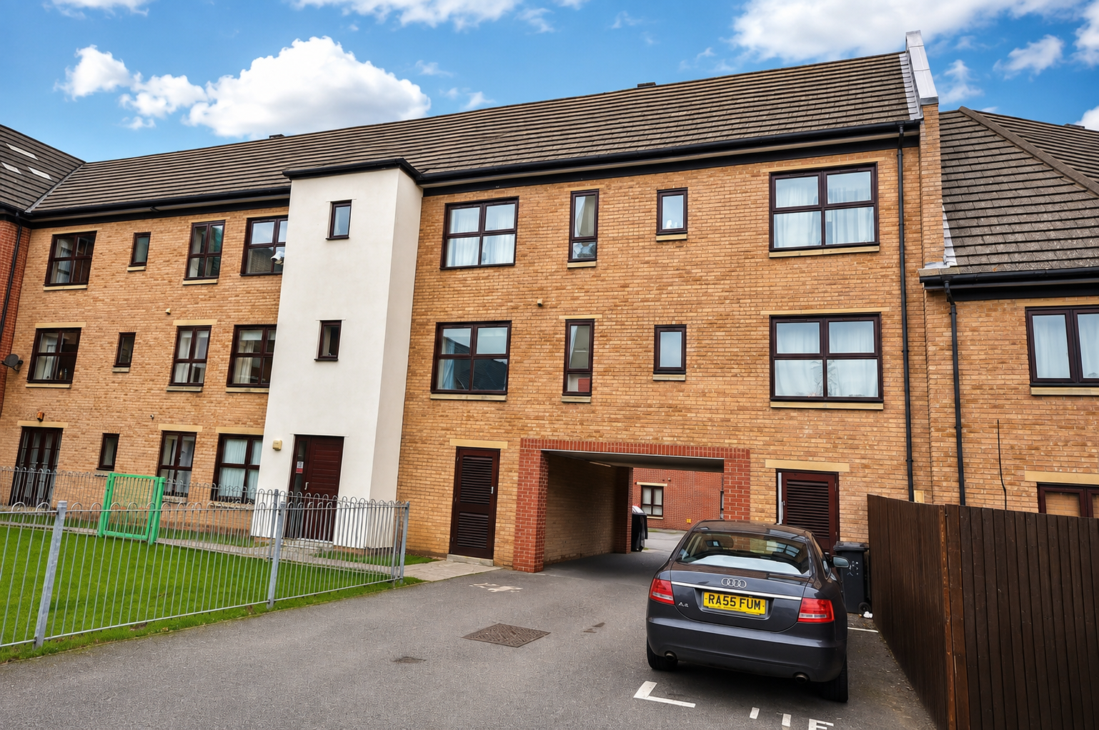 Flat Standside in Northampton