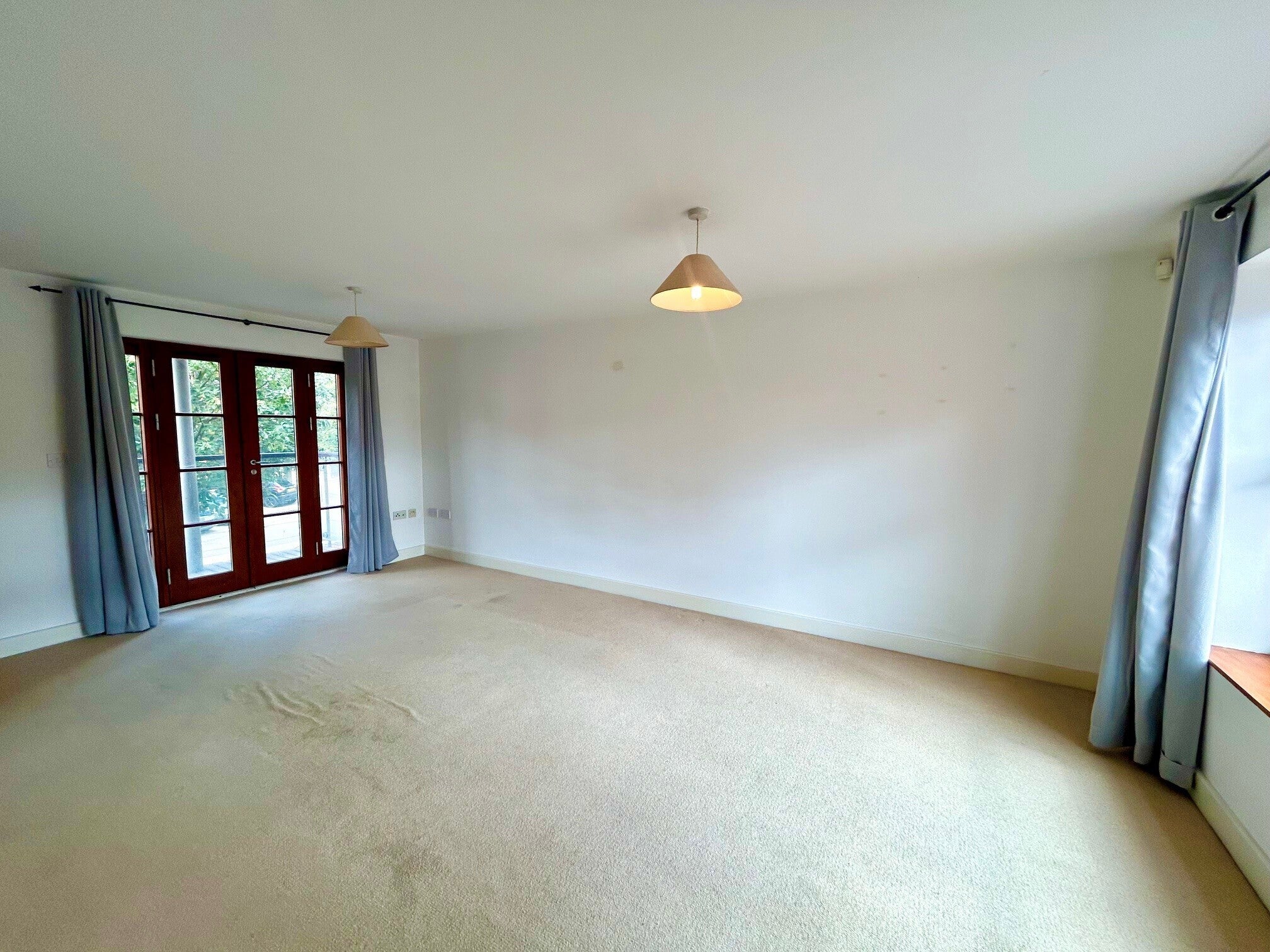 Flat Standside in Northampton