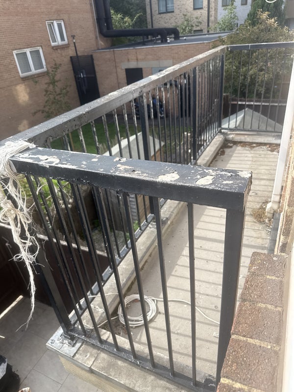 Room Salisbury Close in Greater London