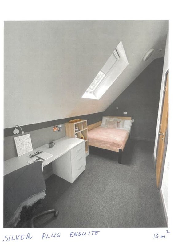 Room Marler Road in Coventry