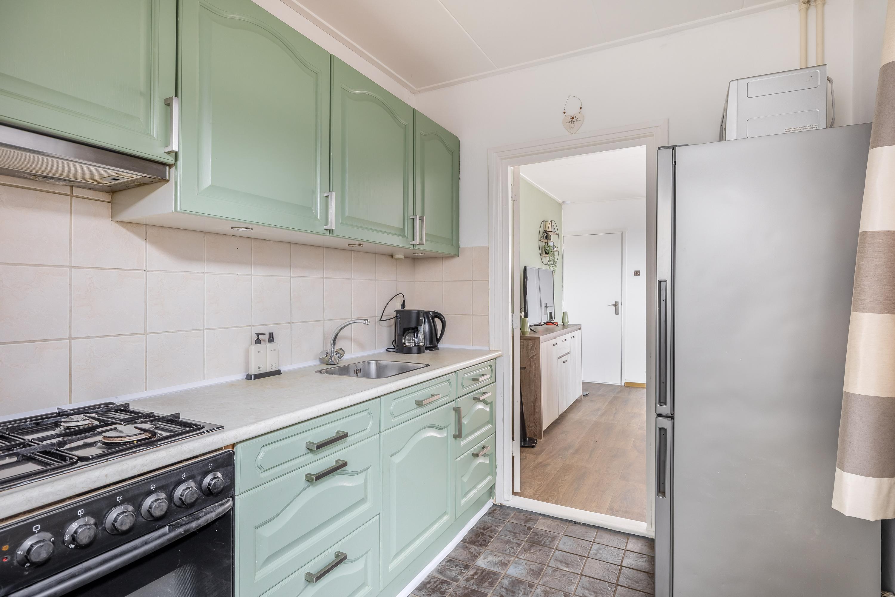 Tussenwoning te koop: Westelijke Achterweg 43, Sommelsdijk