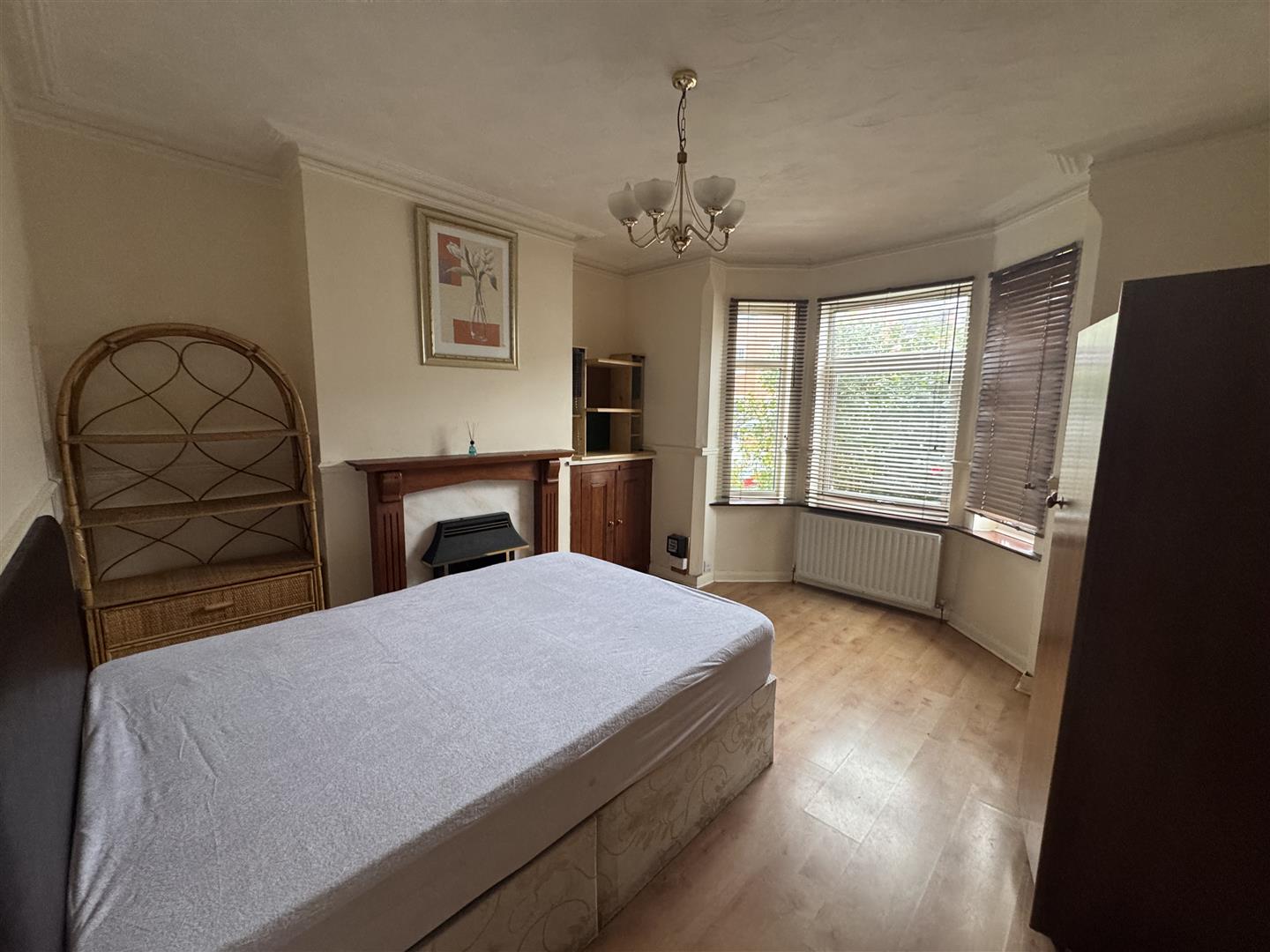 Flat Claremont Road in Rugby
