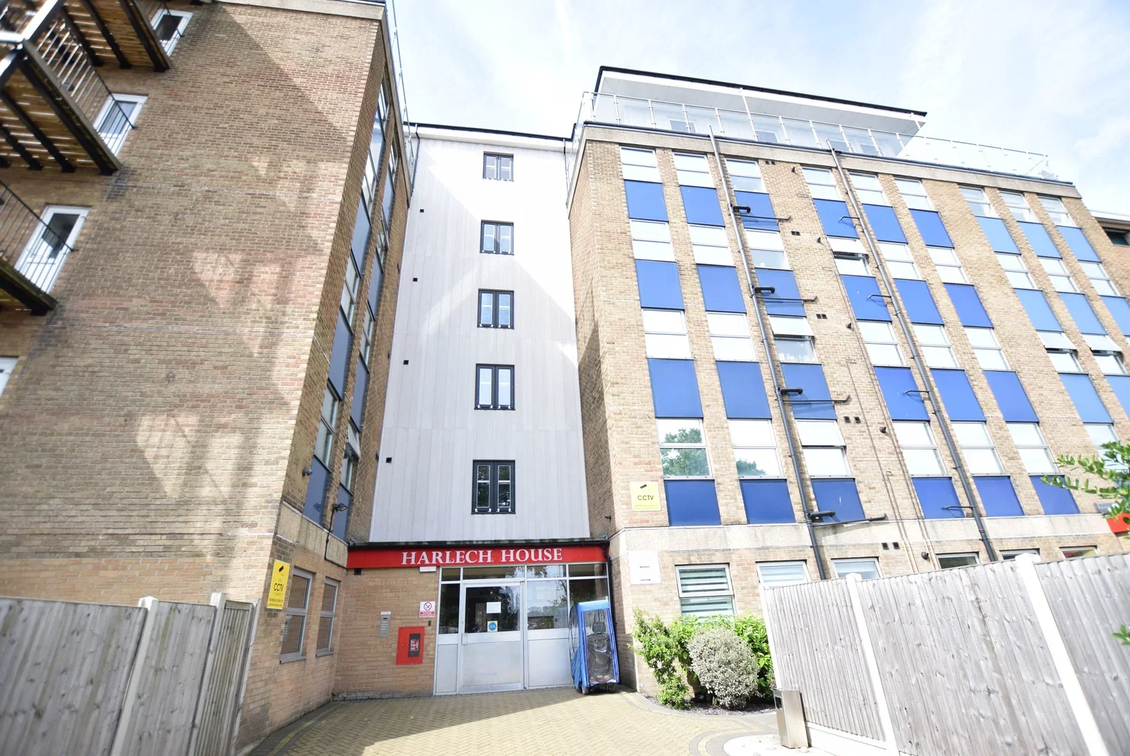 Flat Carnarvon Road in Clacton-on-Sea