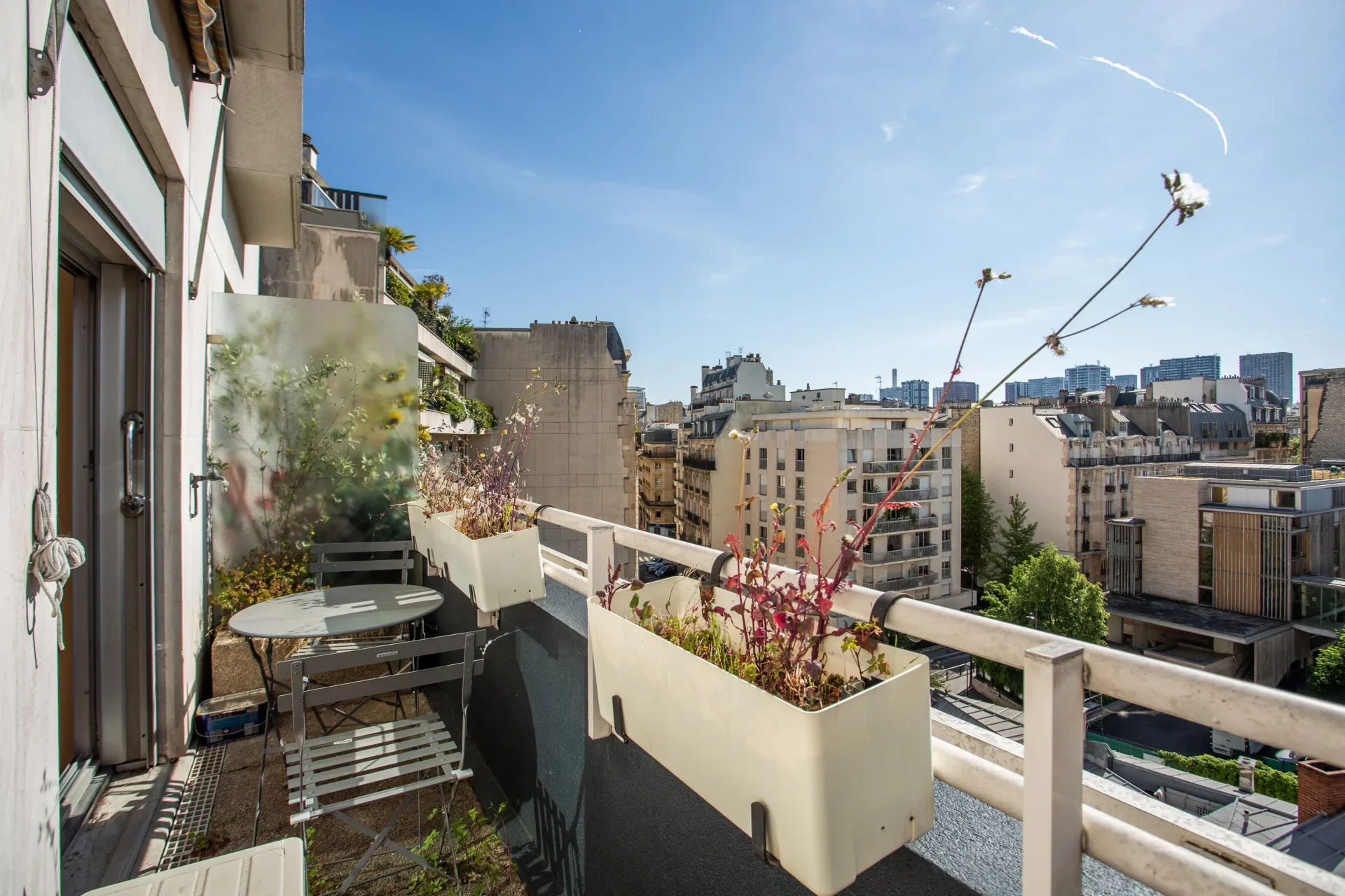 Appartement Rue Jean de La Fontaine à Paris