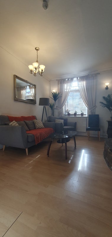 Room Nipper Lane in Whitefield