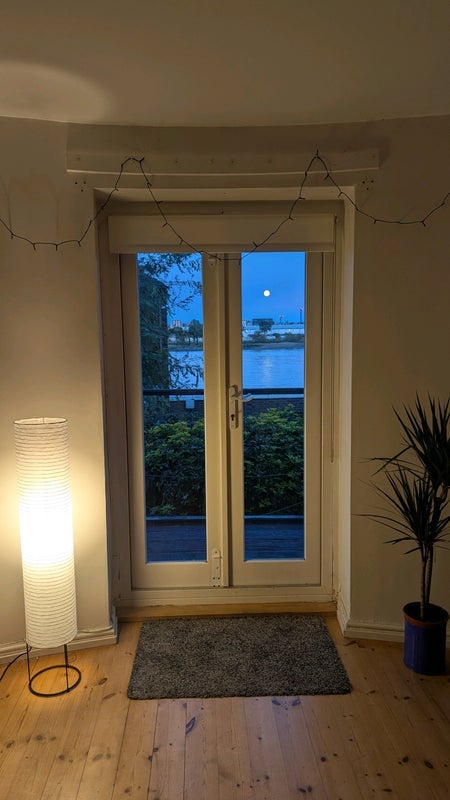 Room Sextant Avenue in Greater London