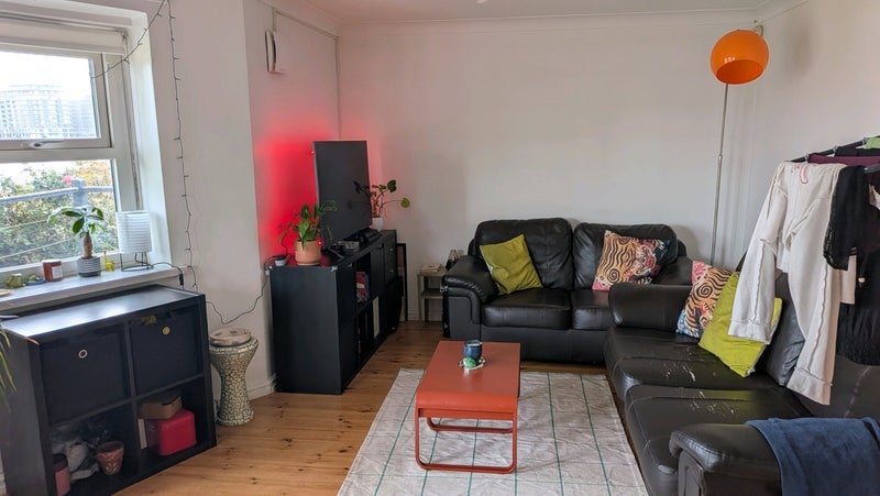 Room Sextant Avenue in Greater London