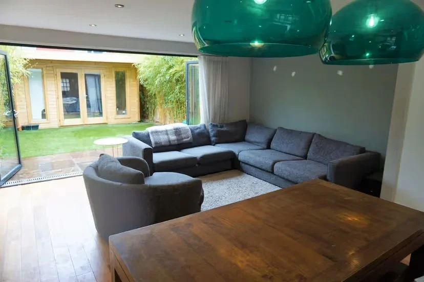 House Fontenoy Road in Greater London