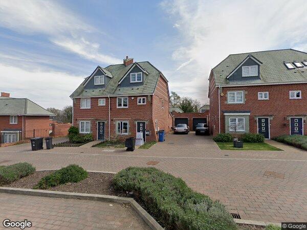 House Kilty Place in High Wycombe