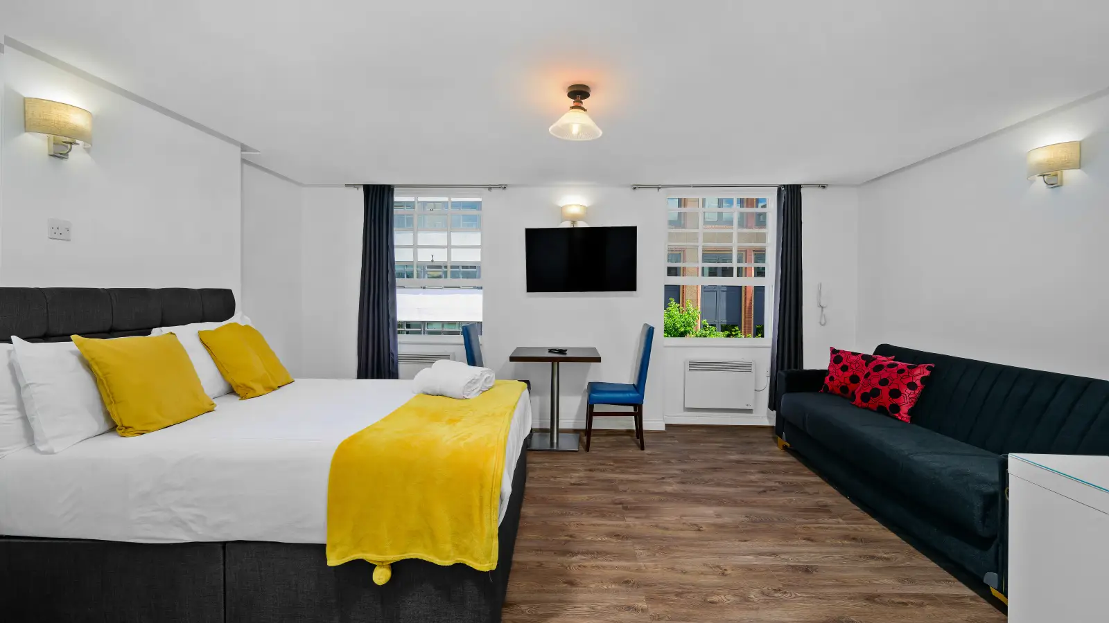 Flat Charlotte Street in Greater London