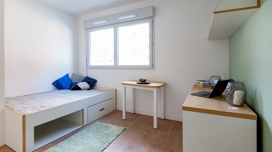 Chambre Place Charles de Gaulle à Castelnau-le-Lez