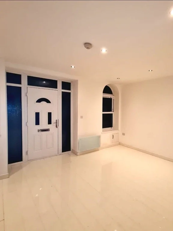 Flat Hazelwood Road in Northampton