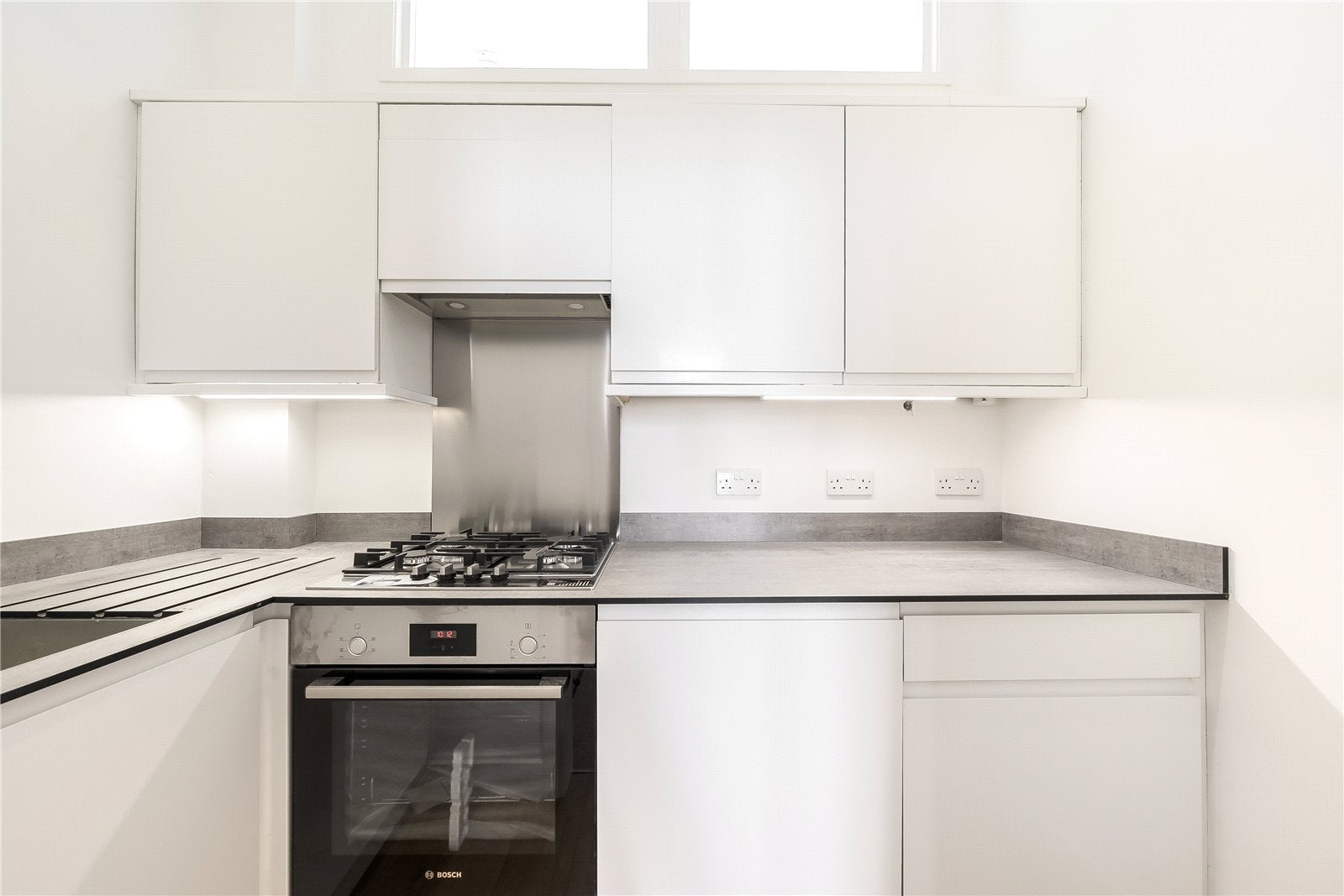 Flat Kempson Road in Greater London