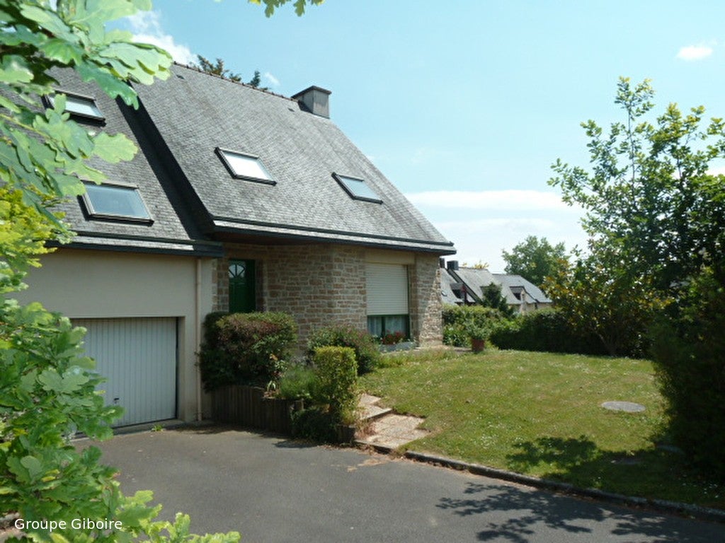 House Allée des Hautes Ragosses in Saint-Grégoire