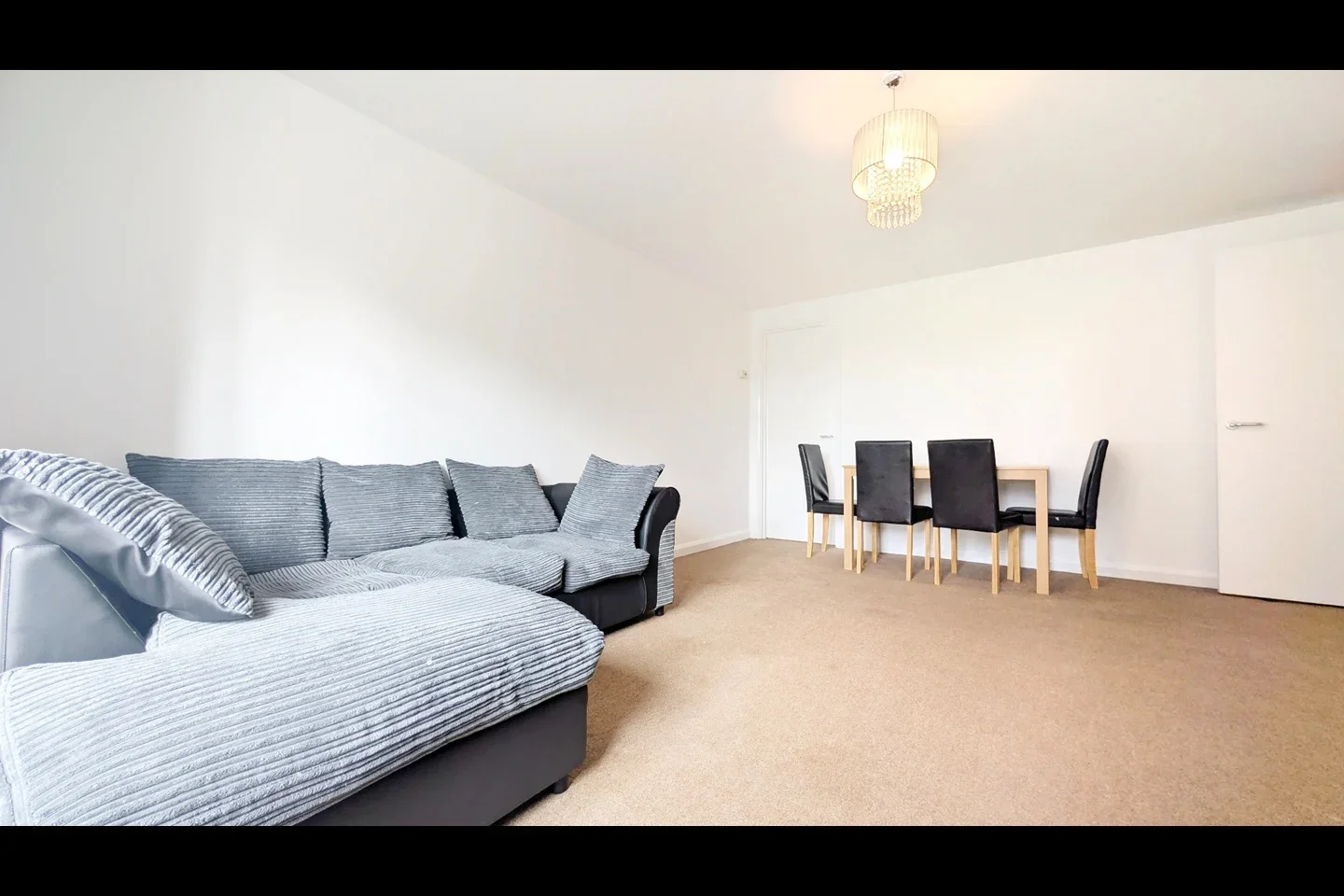 Flat Moorbeck Court in Greater London