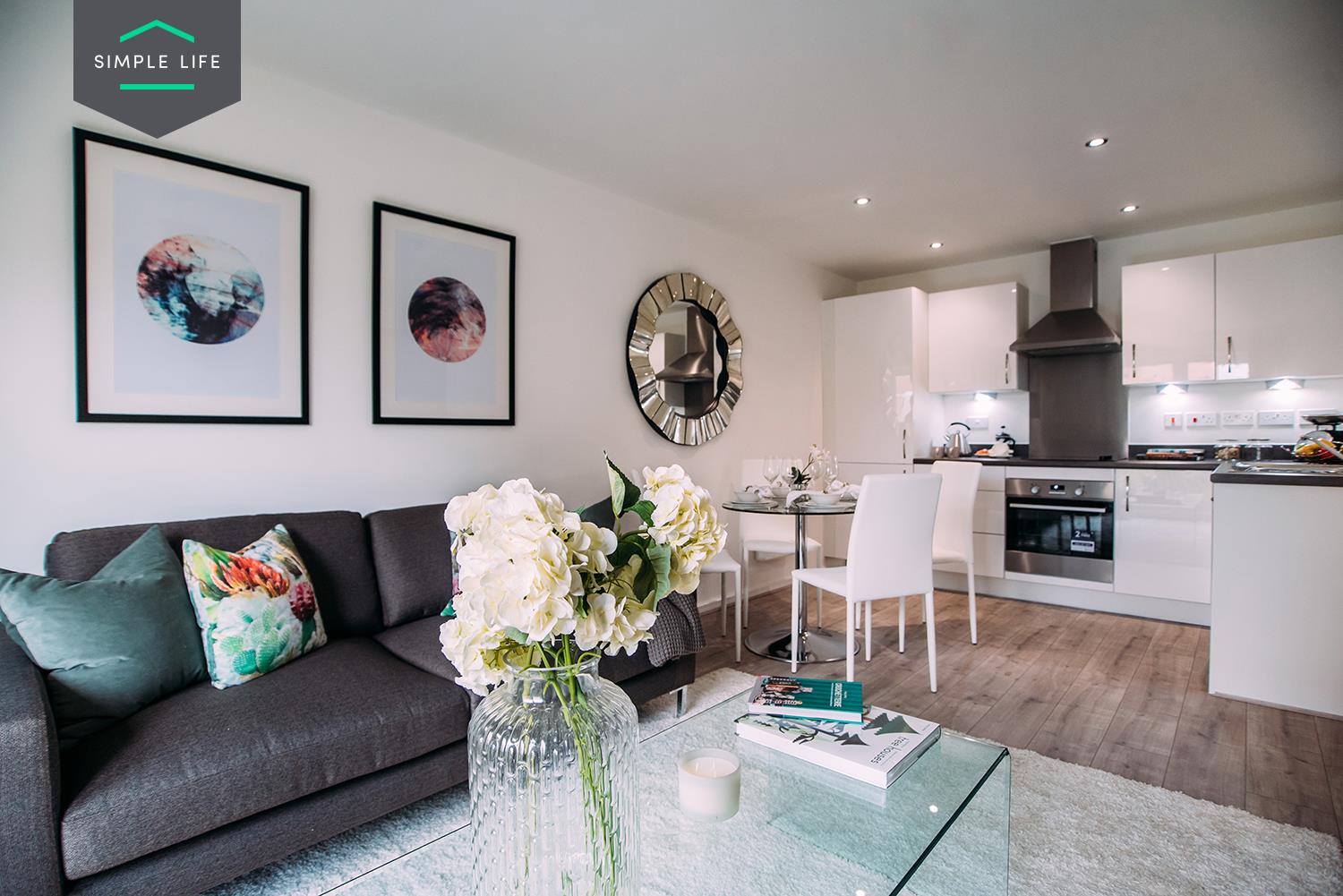 Flat Velveteen Crescent in Salford