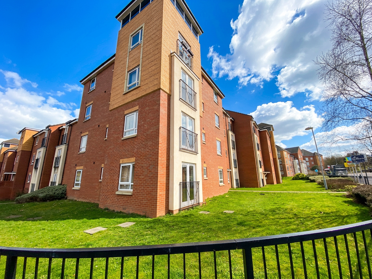 Flat Lee Bank Middleway in Birmingham