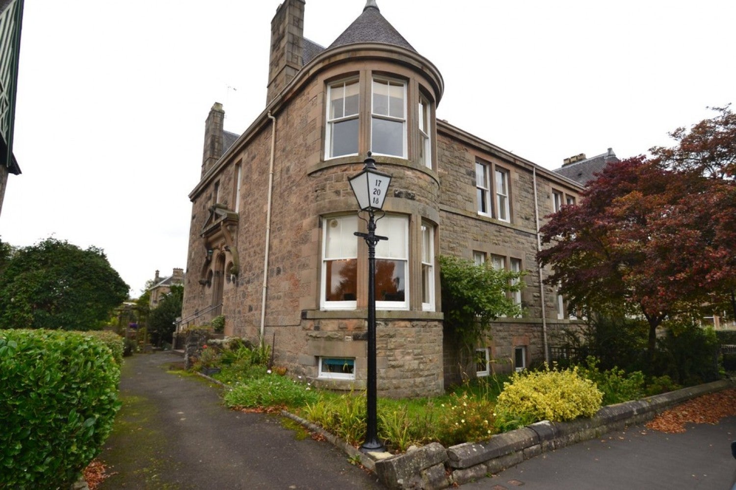 Flat Victoria Square in Stirling