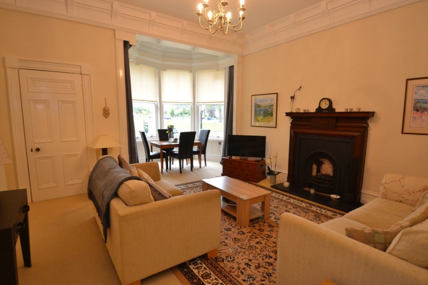 Flat Victoria Square in Stirling
