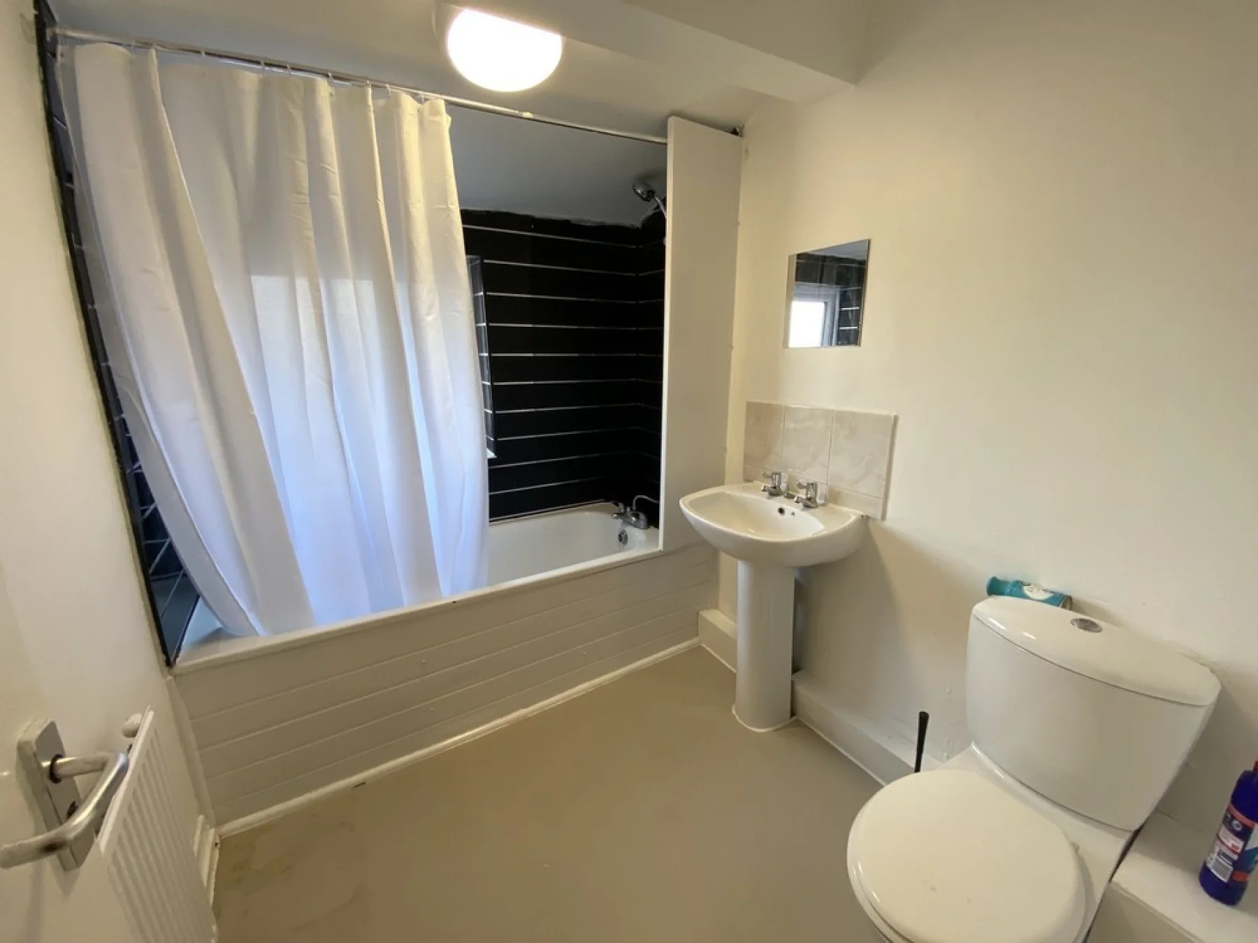 Flat Leicester Grove in Leeds