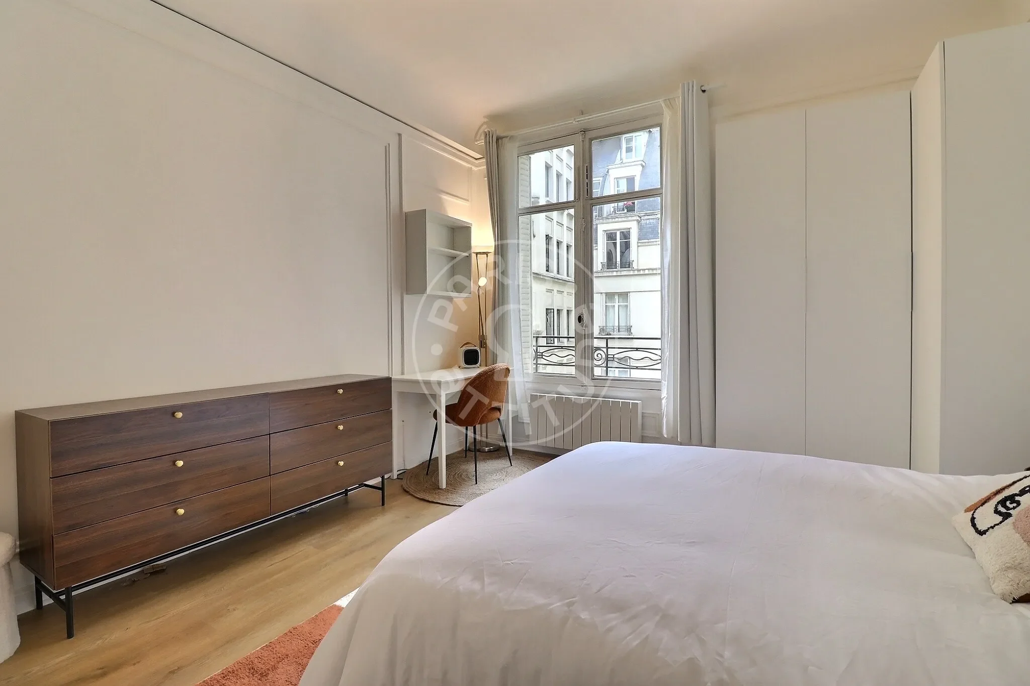 Appartement Rue Chauchat à Paris