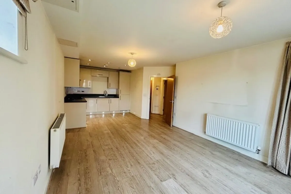 Flat Kingfisher Drive in Maidenhead