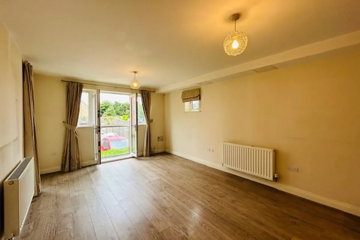 Flat Kingfisher Drive in Maidenhead