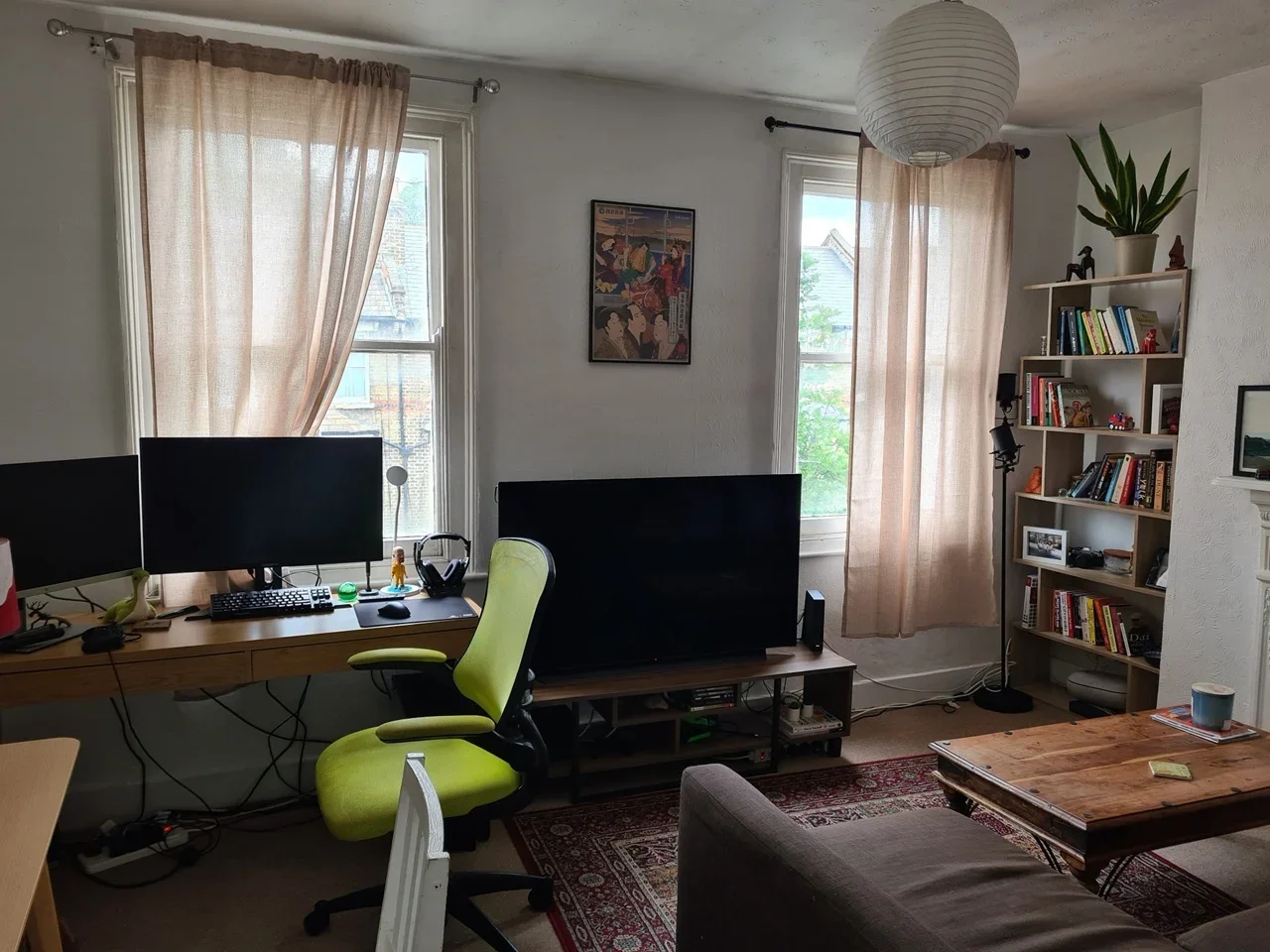 Flat Mabley Street in Greater London