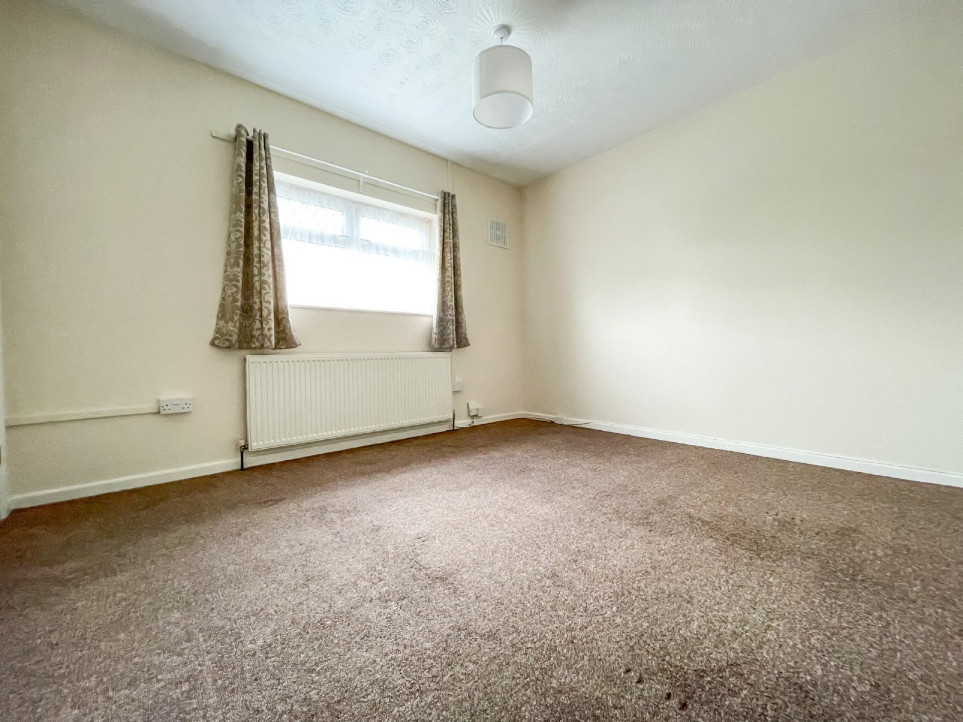 Flat Romney Avenue in Bristol