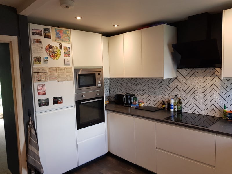 Room Litton Way in Leeds