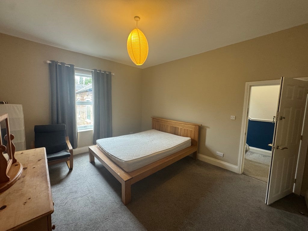 Room Huntington Road in York