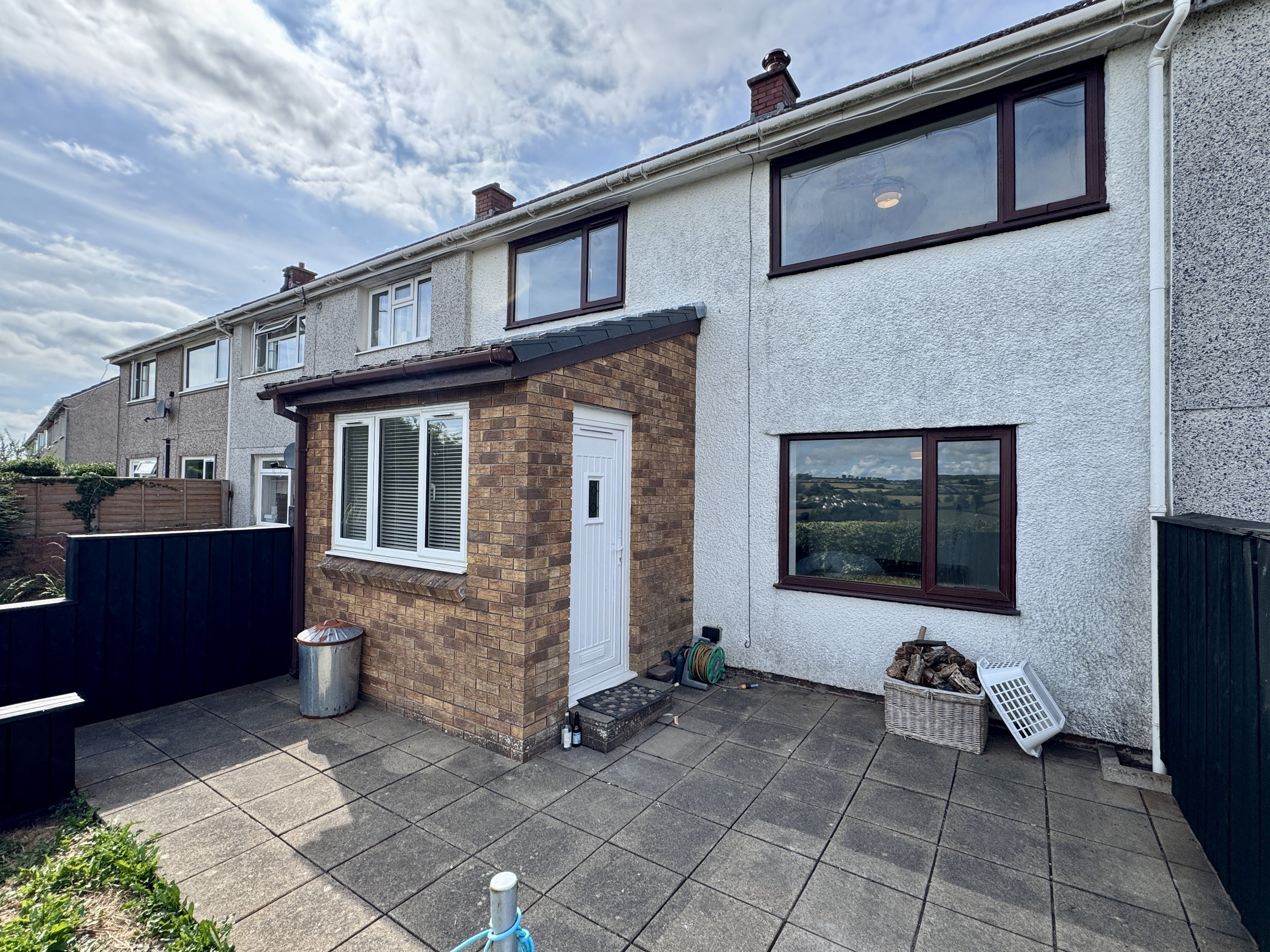 House Belvedere Avenue in Carmarthen