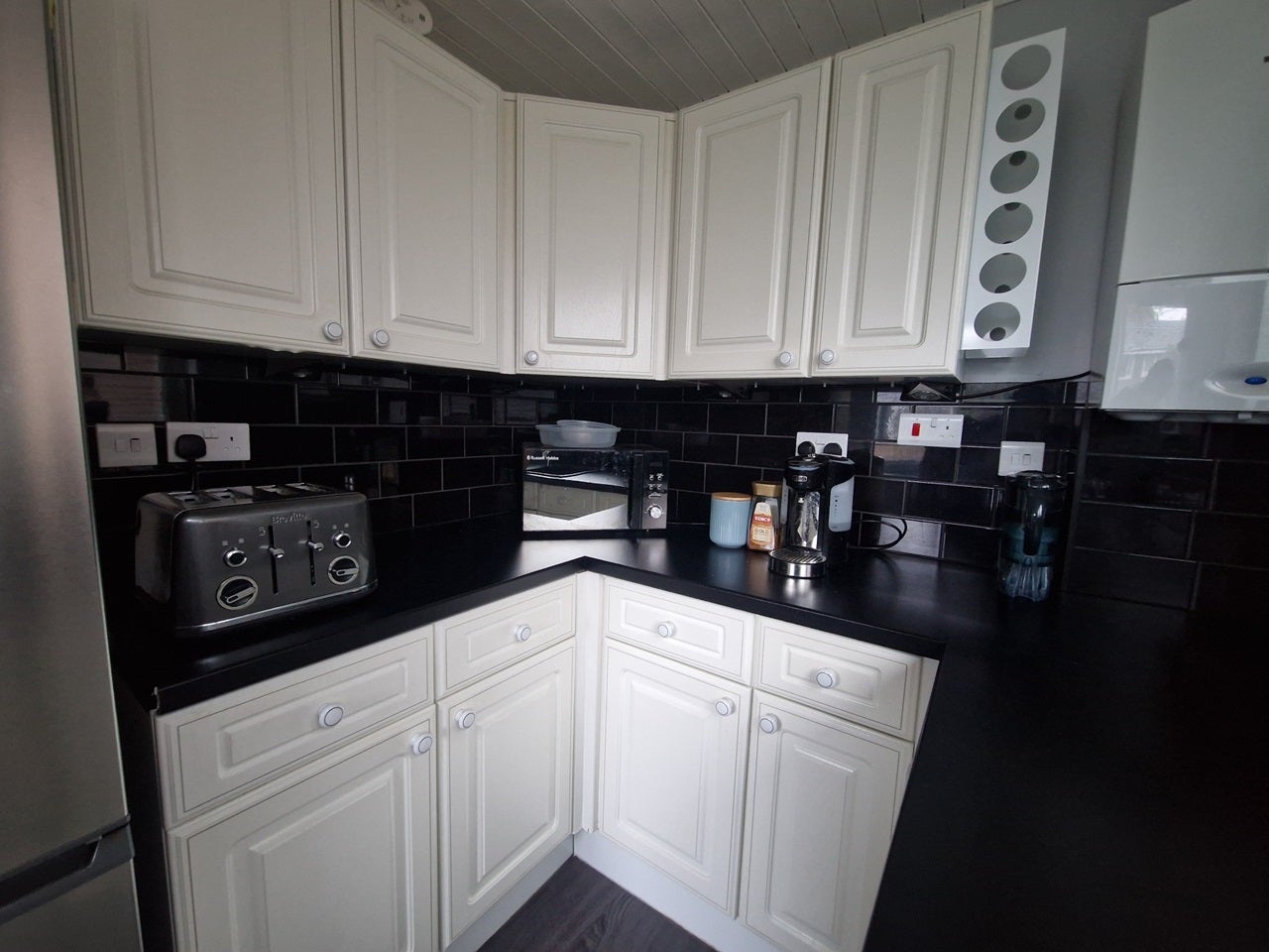 Flat Pampisford Road in Greater London