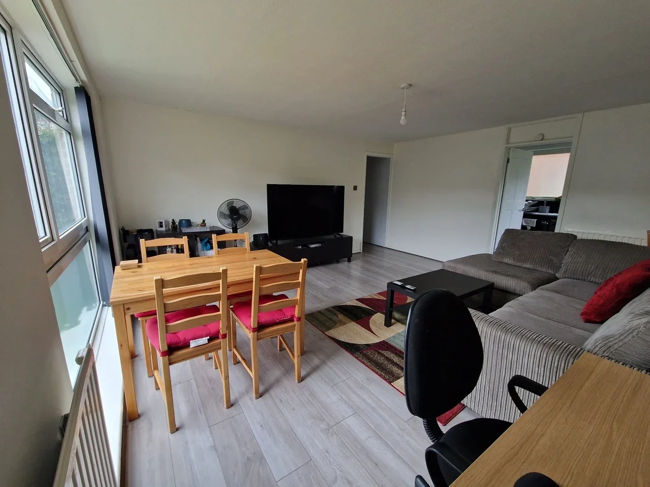 Flat Pampisford Road in Greater London