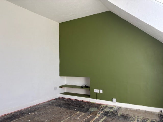 Flat Pearson Avenue in Hull