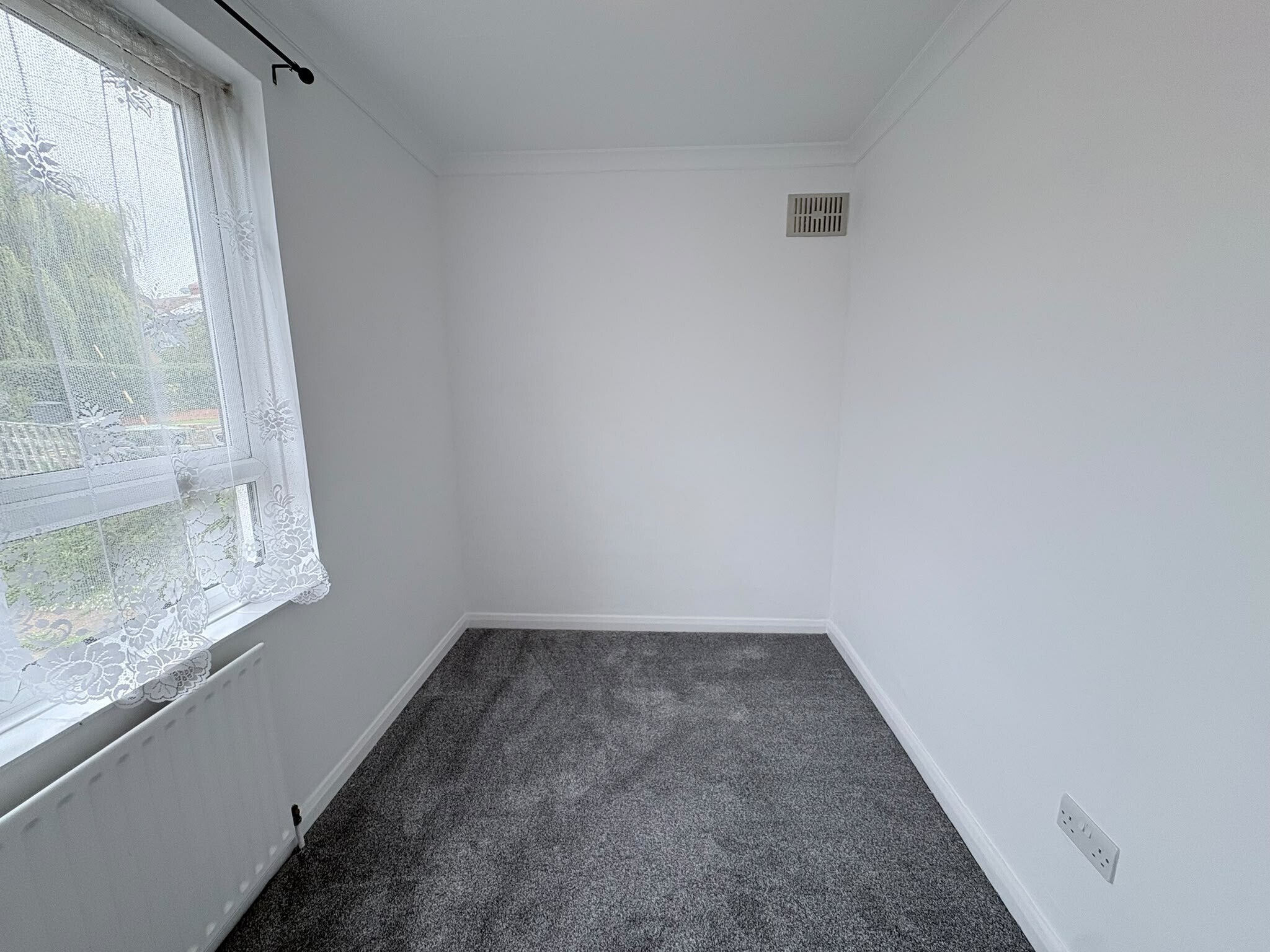 Flat Gilda Crescent in Wealden