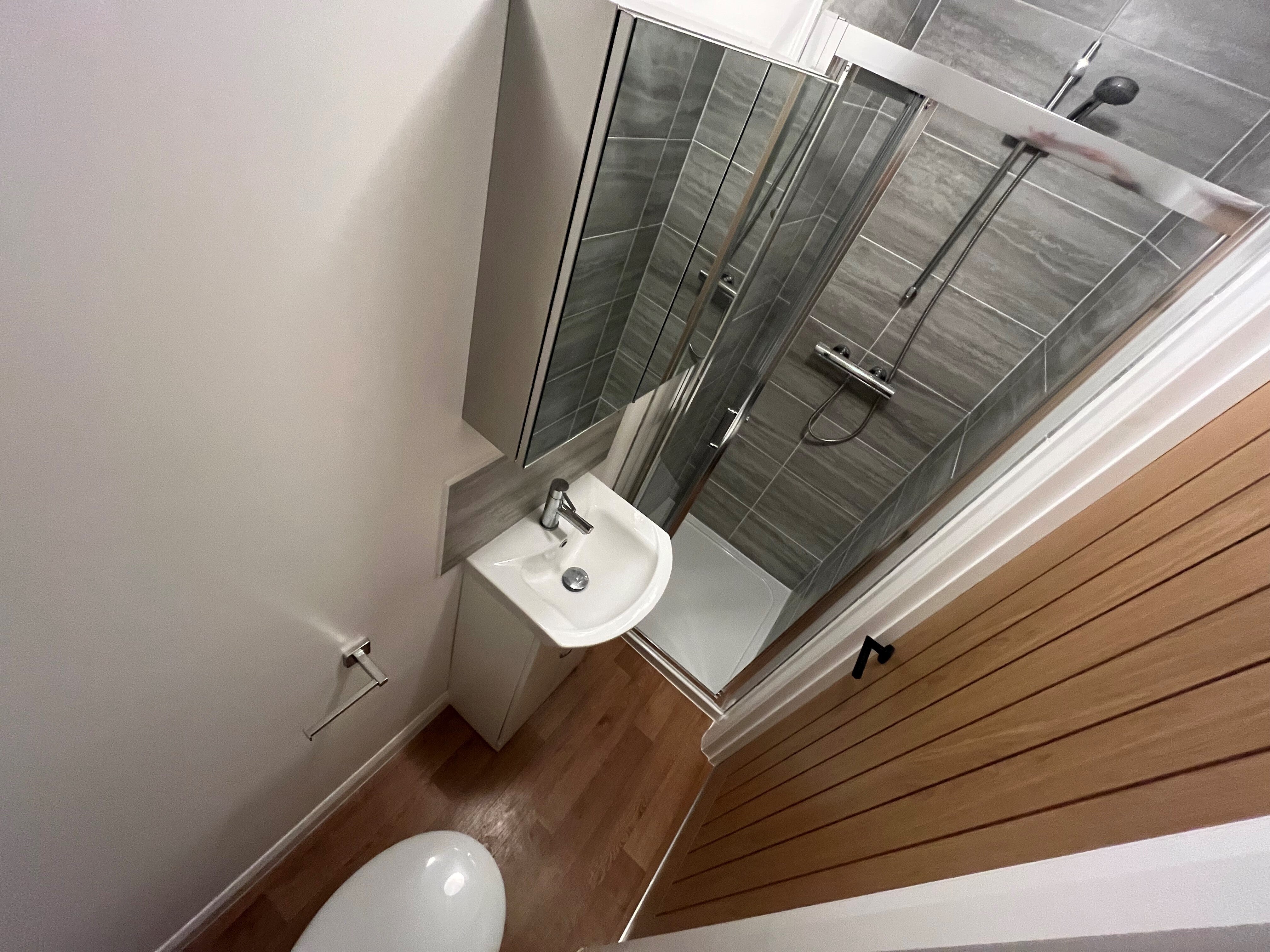 Room West Hill Drive in Mansfield Woodhouse
