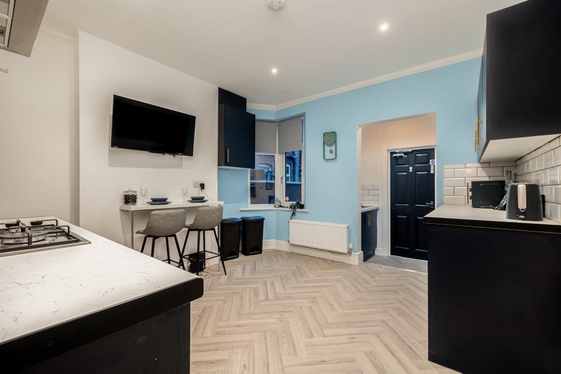 Room High Street in Nuneaton and Bedworth