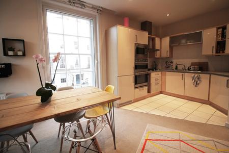 Flat Clarendon Avenue in Royal Leamington Spa